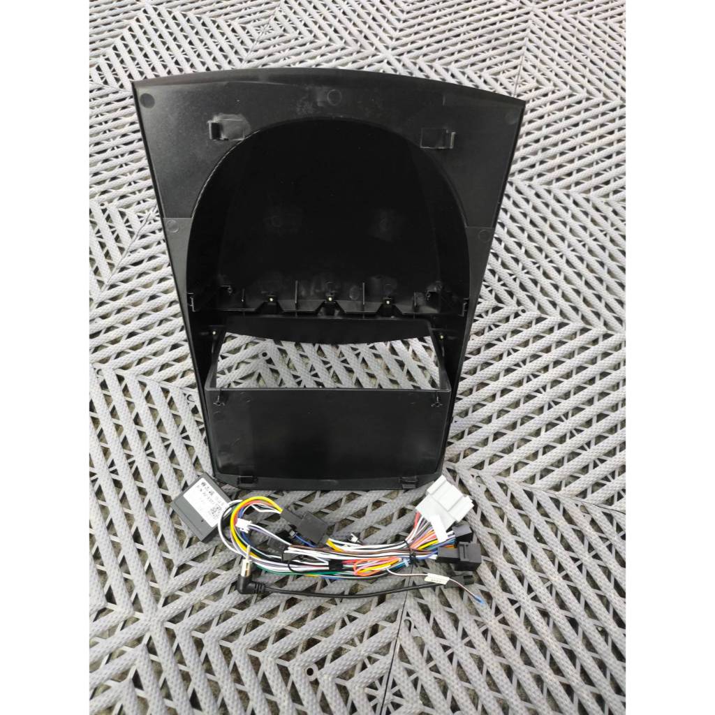 หน้ากาก จอ android ford fiesta 9นิ้ว พร้อม canbus