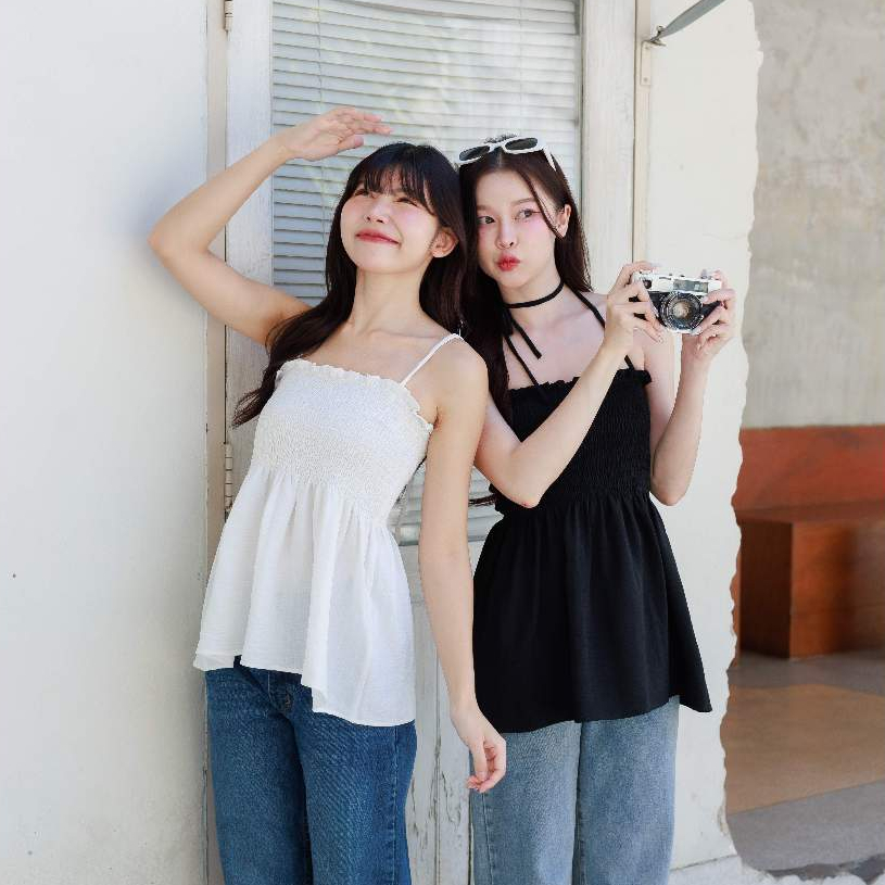 twomileday | pixie tops เสื้อสม็อคสายเดี่ยว 1 ตัวใส่ได้หลายแบบ ผ้าไม่ยับ