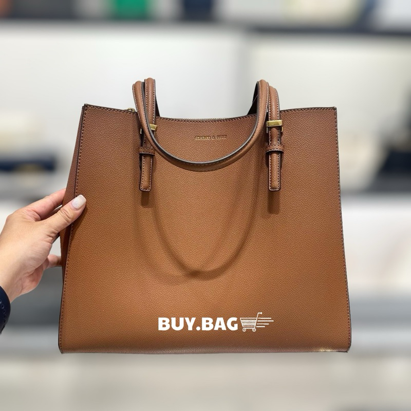 CHARLES & KEITH ( มีโค้ดลด30% ร้านโค้ดคุ้ม ) Sansa Tote Bag  Item No. CK2-30780217-9 size.XL กระเป๋าถือ