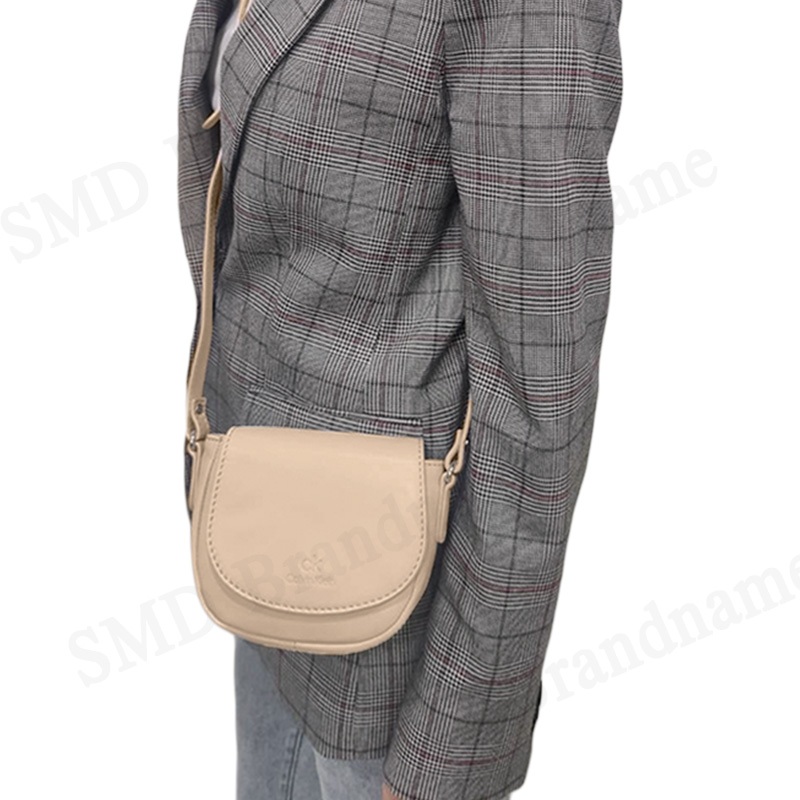 CK Calvin Klein กระเป๋าสะพายข้าง รุ่น Saddle Crossbody Bag (Nude) Code: L06 W1083 - รูปที่ 6