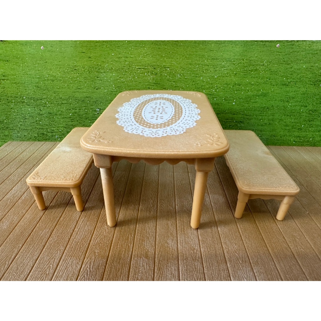 Sylvanian families ชุดโต๊ะกินข้าว