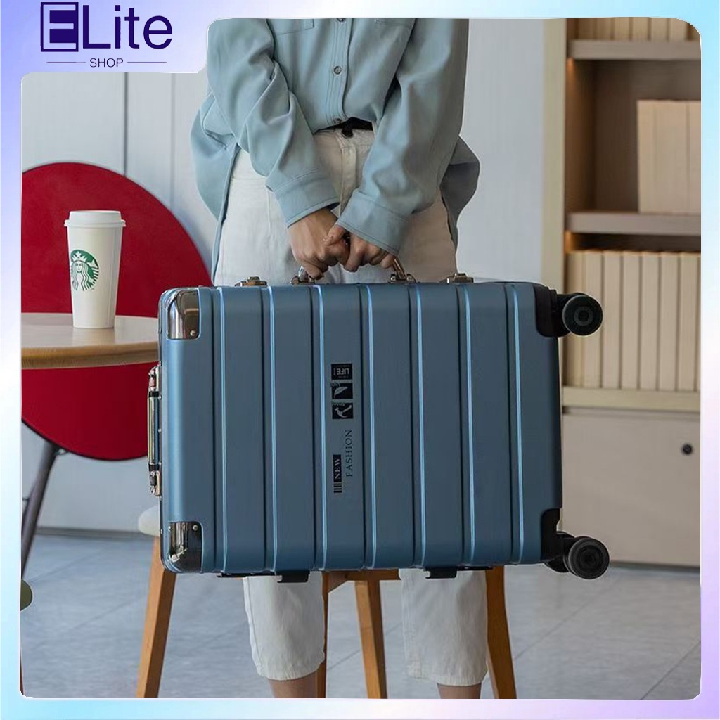 [รับประกัน3ปี] Titanium luggage กระเป๋าเดินทาง โครงอลูมิเนียม โครงอลูมิเนียม มุมกันกระแทก 4 มุม กระเป๋าเดินทางล้อล