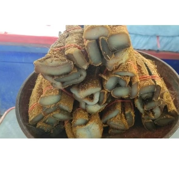 หนังควายตากแห้ง มัดละ9 บาท