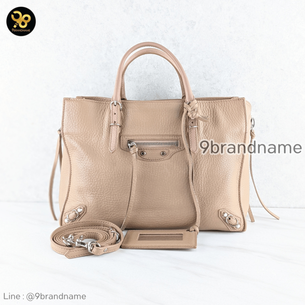 Balenciaga Papier A6 Zip  มือสอง ก่อนสั่งซื้อทักแชทก่อนนะคะ