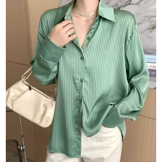 【ส่งจากไทย】เสื้อเบลาส์ลายทางแขนยาว เรียบๆ เสื้อเชิ้ตหญิงมาใหม่ คอปกแฟชั่นผู้หญิง ผ้าดีใส่สบาย