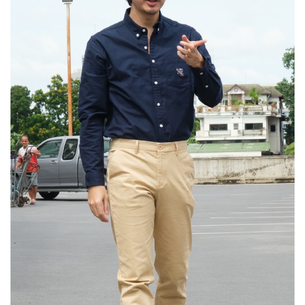 era-won เสื้อเชิ้ต ทรงปกติ Oxford Shirt collection “ART TOY" แขนยาว คอปก สี Navy