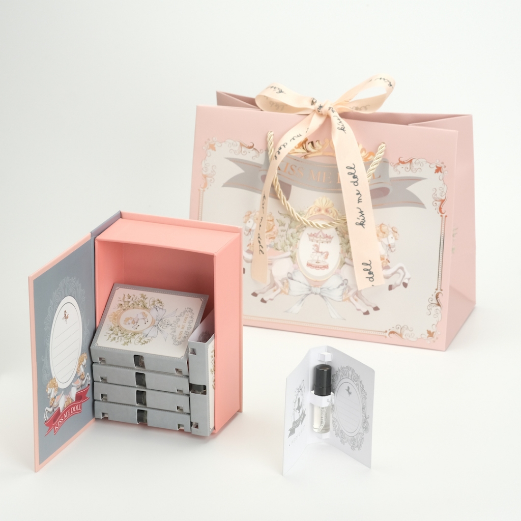Kiss Me doll Perfume น้ำหอม สุดพิเศษจาก Kiss Me Doll ขนาด 3 ml. มีให้เลือกถึง 10 กลิ่น