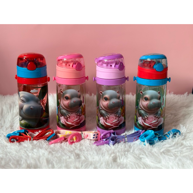 กระติกน้ำ ลาบูบู้ แคร์แบร์ คุโรมิ มายเมโลดี้ สไปเดอร์แมน โพนี่ ขนาด 500 ml (มีสายสะพายอยู่ในตัวกระติก)
