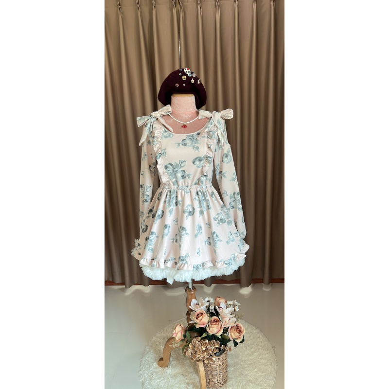 เดรส แบรนด์ Lizlisa เว้าแขนผูกโบ สวยมากๆค่ะสายแบ๊วควรมีไว้ครอบครอง😘💕แบรนด์ญี่ปุ่น 🇯🇵แท้