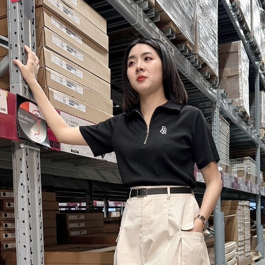 ✨🥨เสื้อเวนส์เดย์ เสื้อยืดผ้าร่อง คอปก อะไหล่ซิปทอง ขายดีทุกสี!!#332 ✨🥨