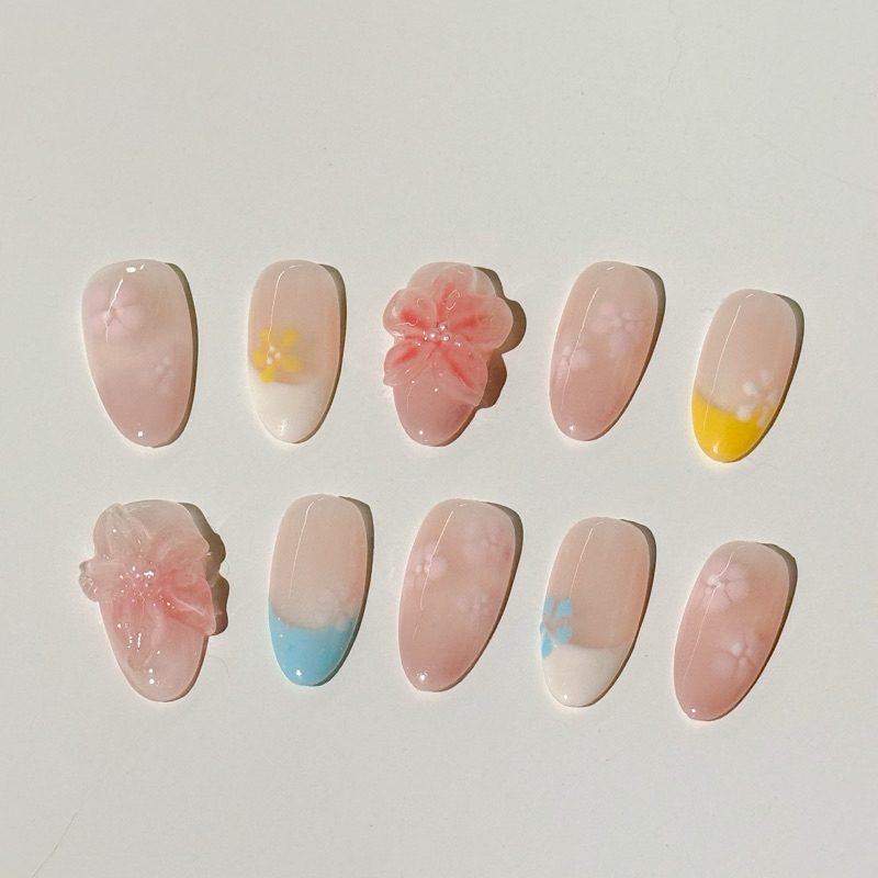 เล็บปลอมสำเร็จรูป handmade ดอกไม้ปั้นนูน โทนนู้ดเฟรนช์ปลาย | Luna_Nailie