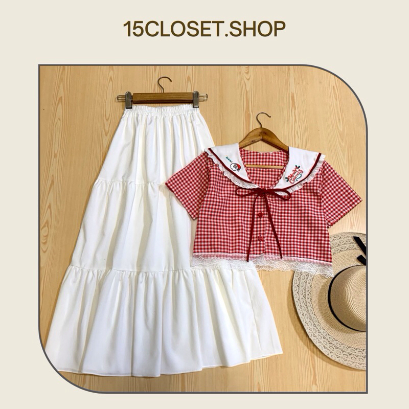 ชุดเซตเสื้อครอปเชิ้ตลายสก๊อต แต่งปักลายคริสมาสต์ งานชายลูกไม้+กระโปรงยาวเอวยางยืด ซื้อแยกได้ค่ะ