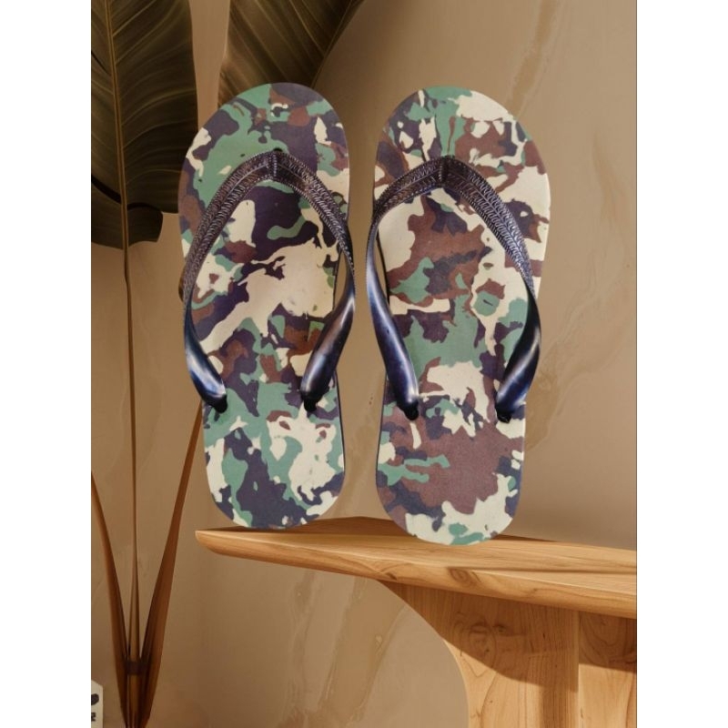 รองเท้าแตะผู้ชายแบบคีบลายทหาร(คู่)