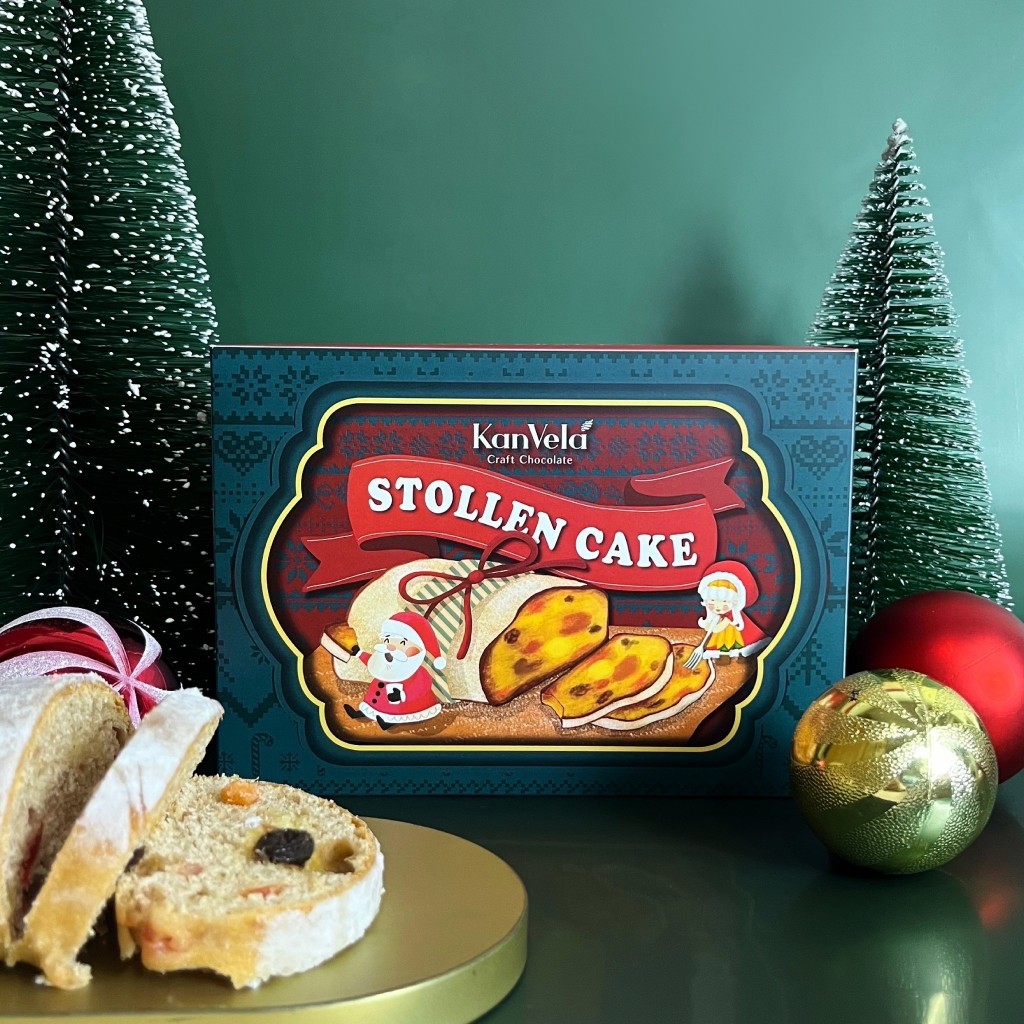 Stollen Cake ขนมปังผลไม้เยอรมัน กับ Frangipane ครีมอัลมอนด์ผสมรัม ในแบบฉบับกานเวลา ผสมผงโกโก้แบบ non