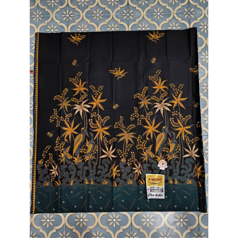 ผ้าพันปาเต๊ะอินโดนีเซียลายนกกระสาชวา สีดำปลายเขียวปกติ590฿จัดโปร300฿