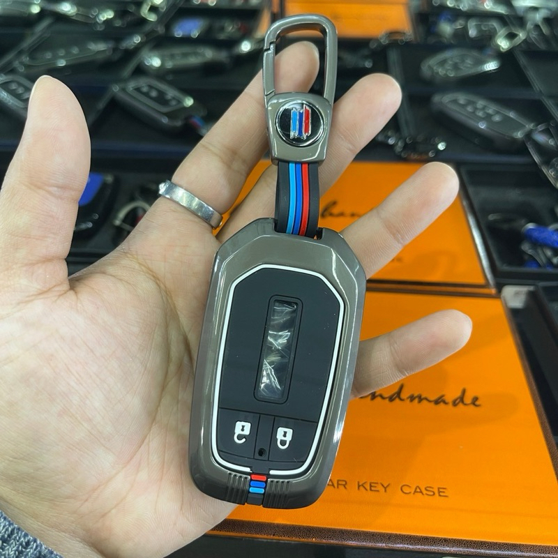 Key case ISUZU เคสโลหะสีไทเทเนียมพร้อมพวงกุญแจ ตรงรุ่น Isuzu Dmax Blue Power/Mu-X TOP Smart Key รหัสสินค้า IS-3
