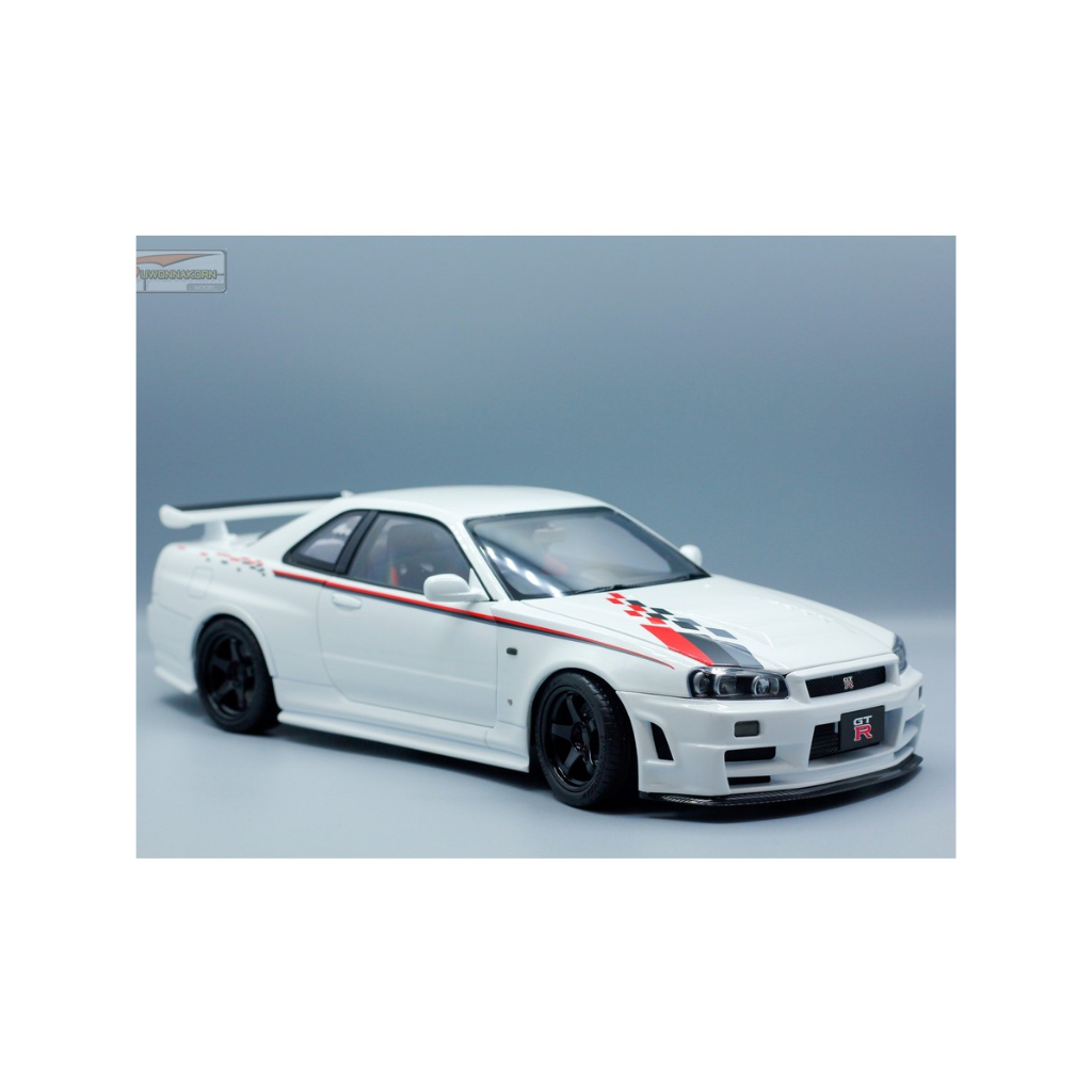 MOTORHELIX 1/18 Nissan Skyline GT-R R34 (NISMO) CRS Livery White