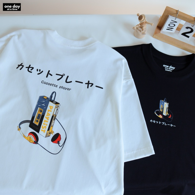 [OneDay] เสื้อยืดโอเวอร์ไซส์ ลาย Cassette player สกรีนหน้า-หลัง คอตตอนพรีเมี่ยม Oversize Tshirt Unisex พร้อมส่ง