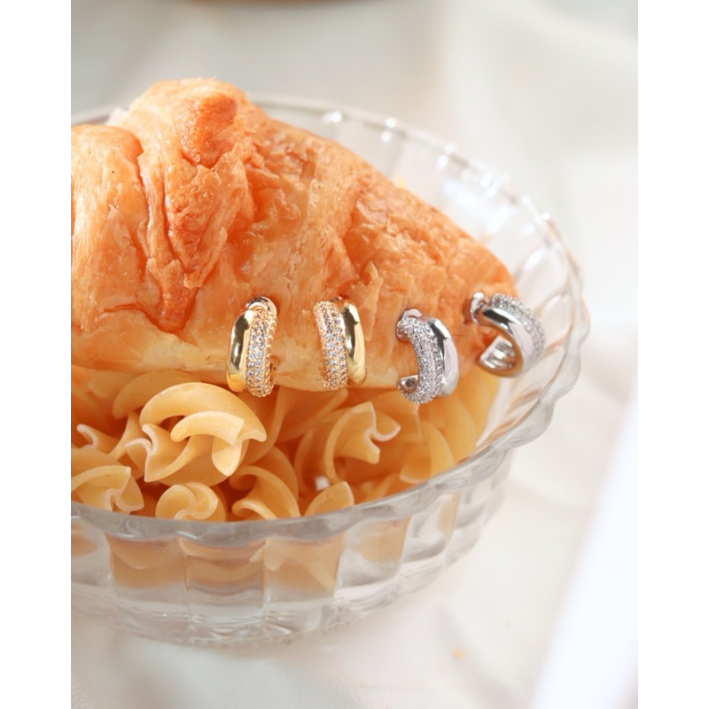 G.NIGHTDAY - Halo loops Earring