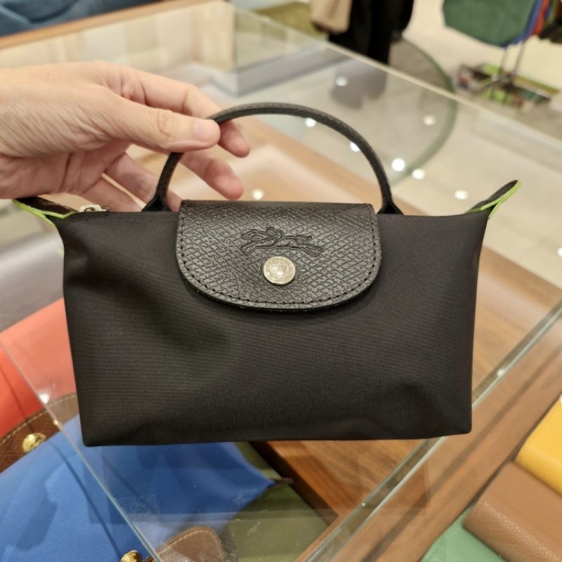 Longchamp LE PLIAGE ORIGINAL POUCH WITH HANDLE ✨️สินค้าแท้จาก King Power✨️