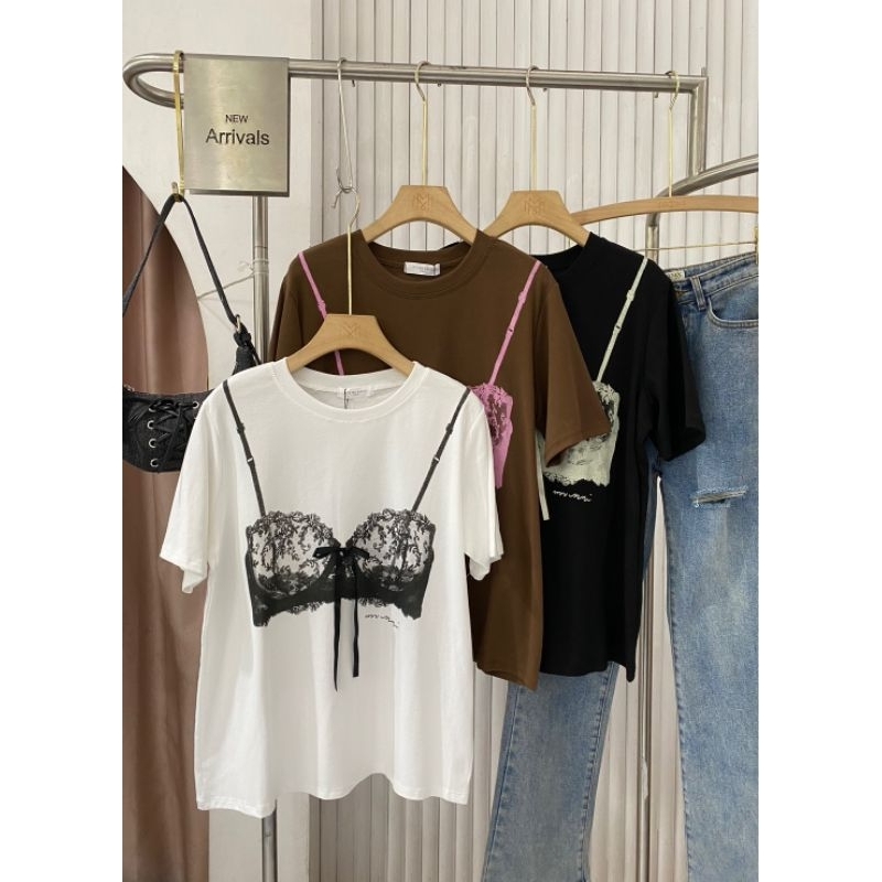 ( ใช้โค้ดลด 30% ) 𝑲𝒍𝒐𝒔𝒆𝒕 เสื้อยืดโอเวอร์ไซต์แต่งบราลูกไม้