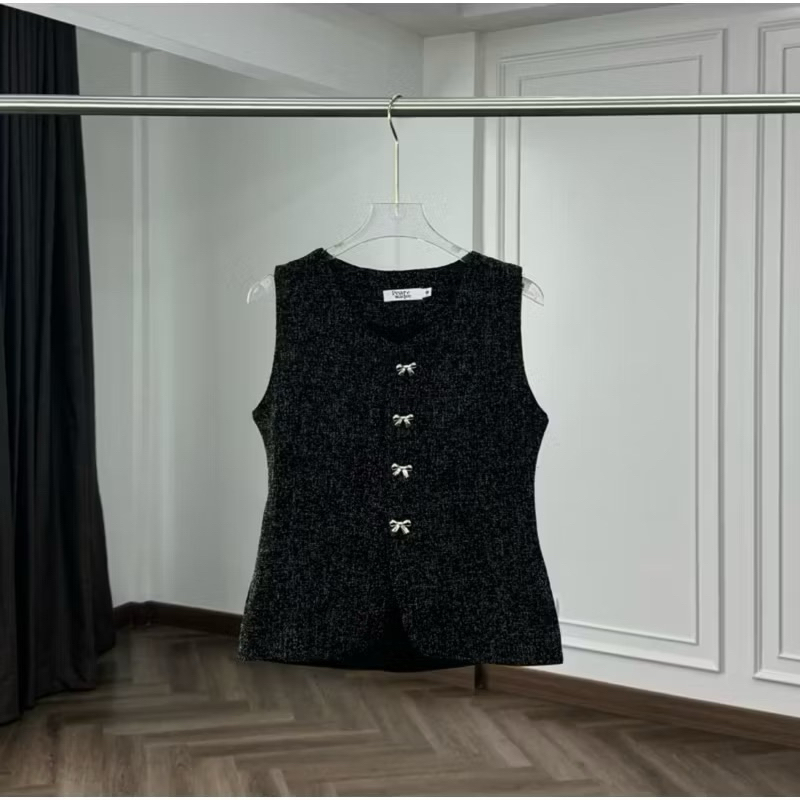 เสื้อ Demii Top เสื้อกั๊ก กระดุมโบว์(มือ1) เบอร์ s