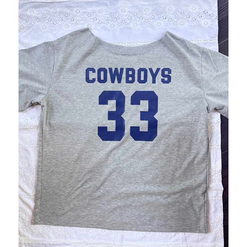 เสื้อปาดไหล่cowboysสีเทา