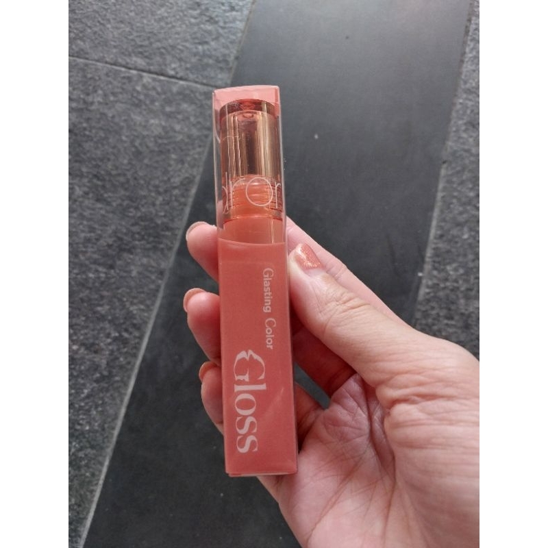 rom&and gasting color gloss สี 02 NUTTY VAGUE