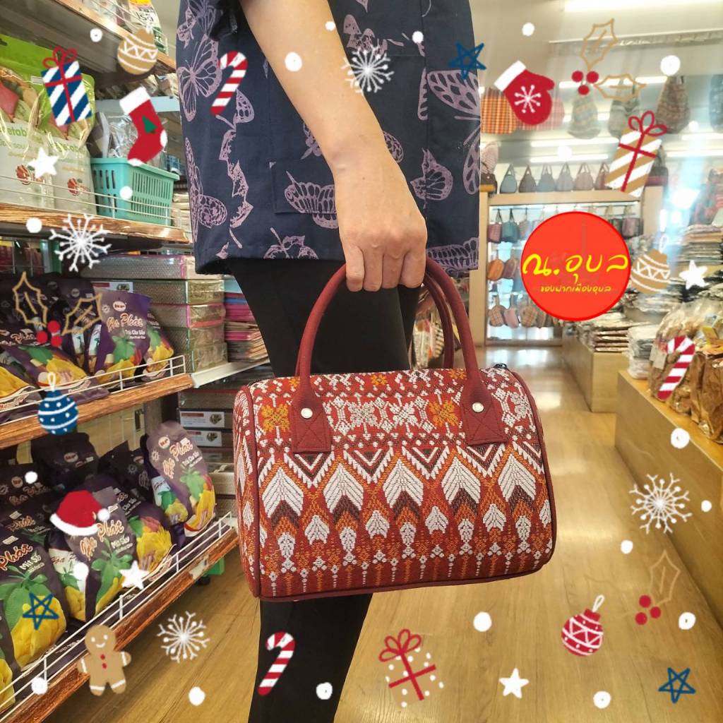 👜💚💜กระเป๋าถือทรงหมอน งานผ้าฝ้ายลายไทย ลายขอ (พระราชทาน)👜💚💜