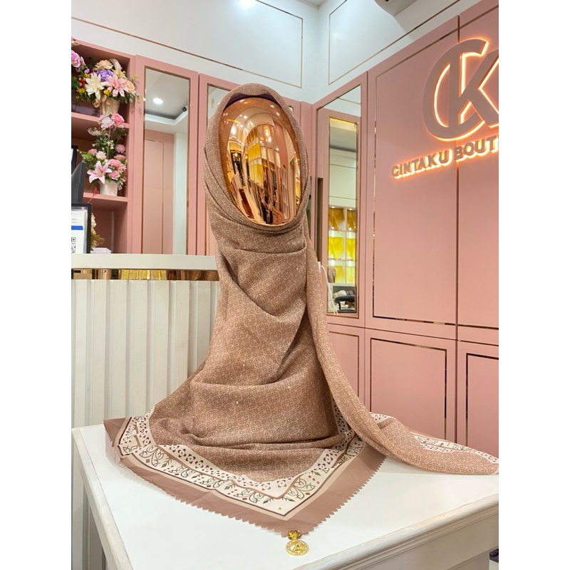 📣🎉NewCollectionHijabAlfaroขนาดหลาสามมีเพชรกระจายป้ายห้อย🌷💕 (A)