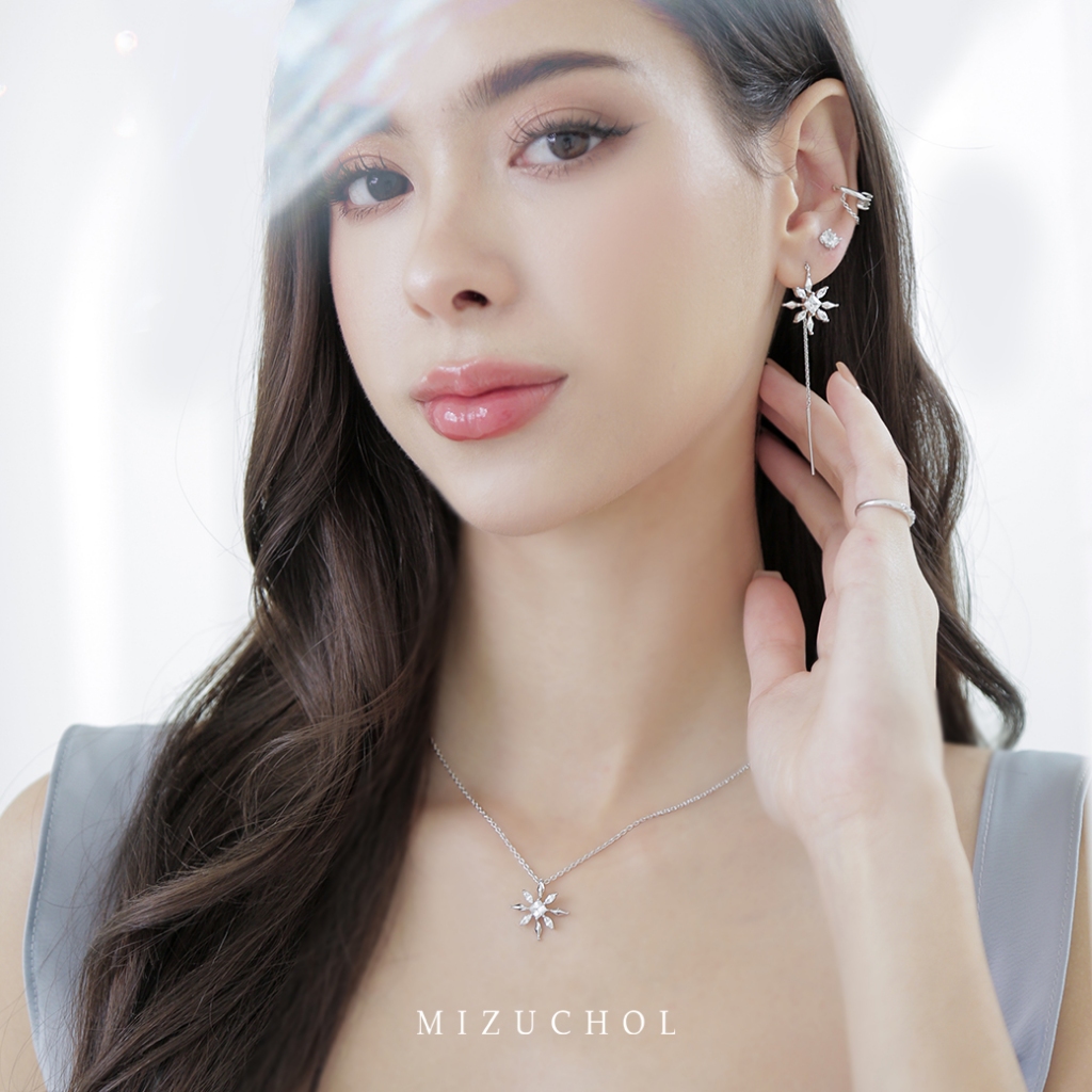 Mizuchol قلادة فضة مطلية ذهب أبيض بزركون Shimmering Snowflake — صورة 5