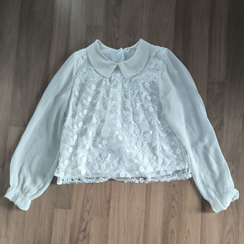 เสื้อ ญี่ปุ่น แขนยาว Axes femme อก36 มือสอง ลูกไม้