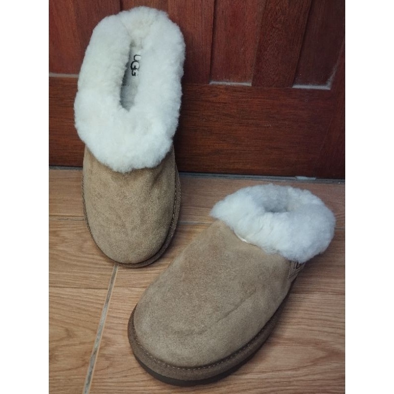 รองเท้าลำลองหัวโม่งกันหนาว UGG มือสอง size37