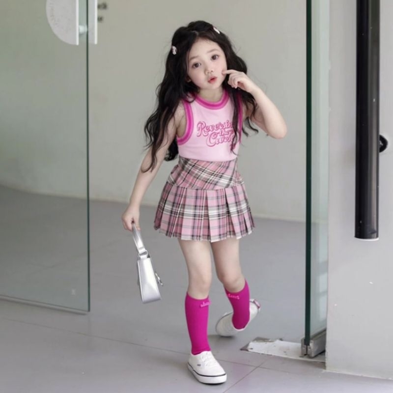 PN ชุดลูกสาว พร้อมส่ง เซ็ต 2 ชิ้น กระโปรงลายก๊อต พร้อมเสื้อแขนกุด น่ารักๆ|| อายุ 2-14 ขวบ||