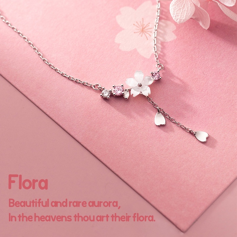สวารอฟสกี้SWAROVSKI Lucky necklace สร้อยคอใบโคลเวอร์ ชุดของขวัญ ของขวัญวันหยุด สร้อยคอผู้หญิง ของแท้ 100% TKYJ