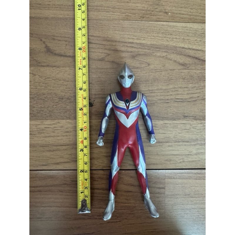 18 cm Ultraman tiga spark doll