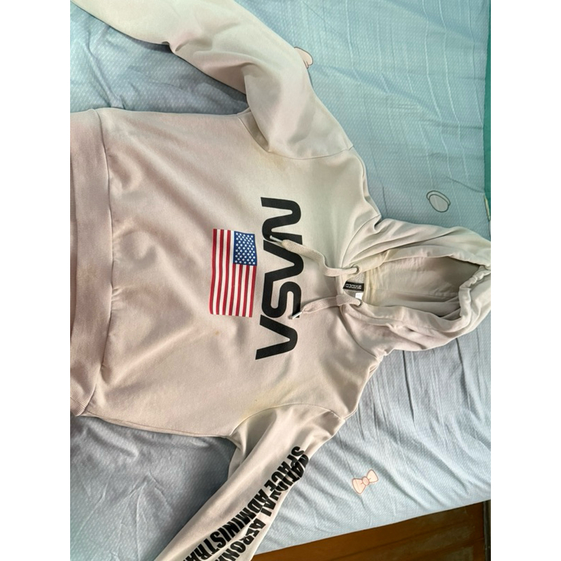 H&m hoodie เสื้อฮู้ดเสื้อกันหนาวมือสอง ไซส์xs มีตำหนิ