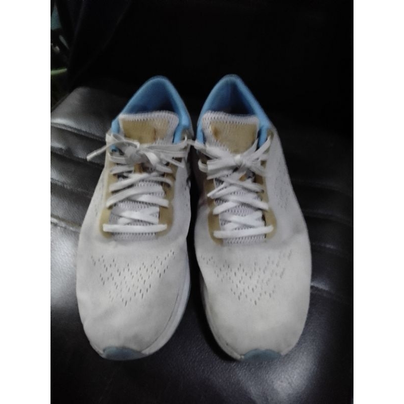รองเท้าวิ่ง Hoka cavu 2
