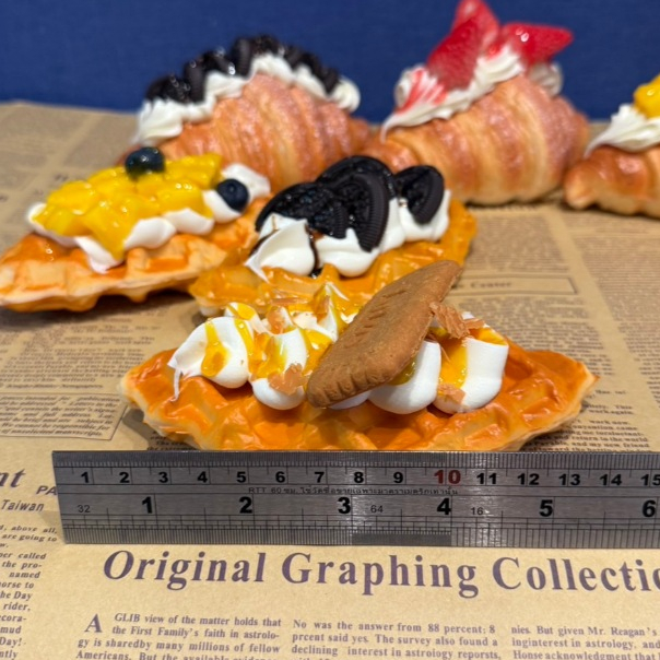 โมเดล ครัวซอง วาฟเฟิลปลอม Waffle Mock up สำหรับถ่ายรูปเป็นพร๊อพ มีกลิ่นหอม ราคา ถูกที่สุด ดีลบีเคเค แกลเลอรีภาพที่ 2