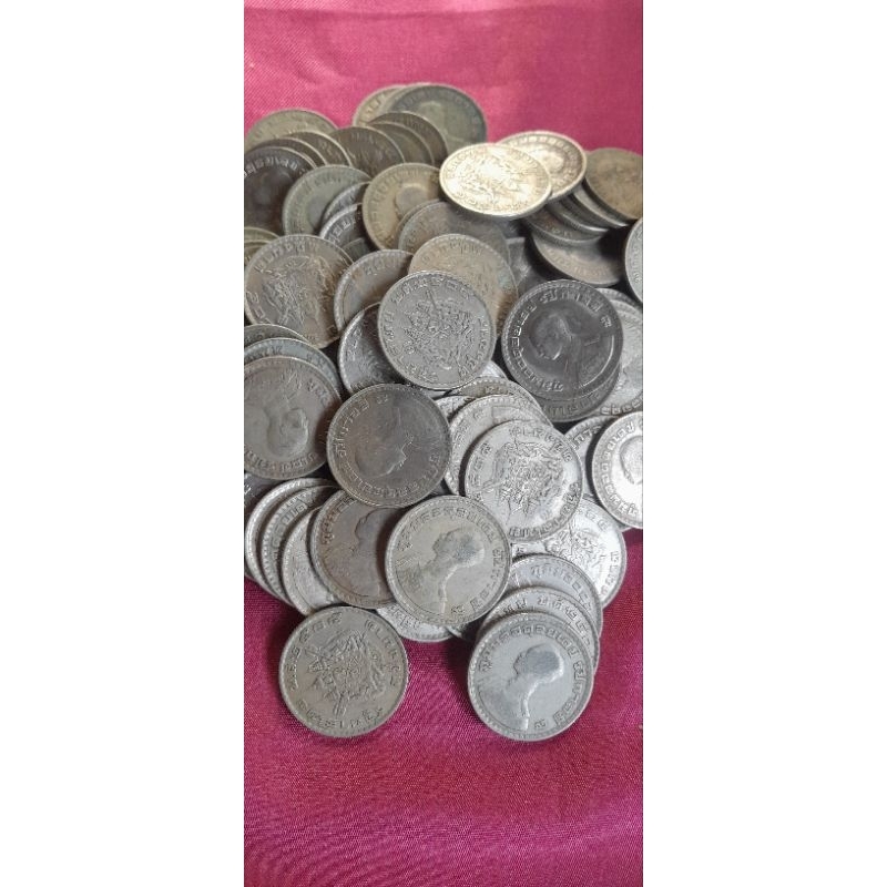 เหรียญ1บาทปี2505เก่าเก็บ