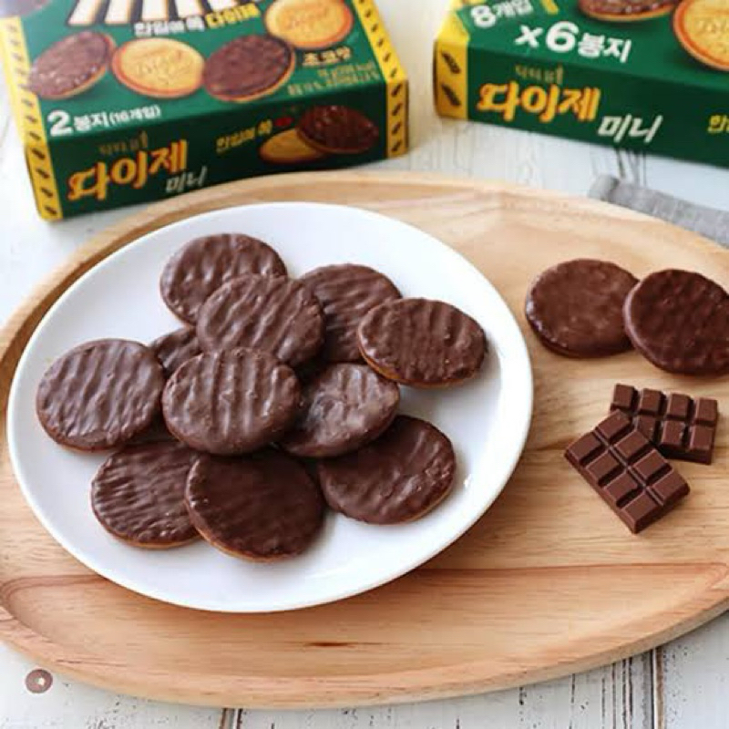 Diget mini orion wholewheat chocolate biscuits บิสกิตโฮลวีทเคลือบช็อกโกแลต จากเกาหลี🇰🇷