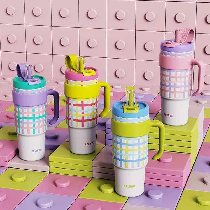 แก้วเก็บความเย็น กระติกน้ำเก็บความเย็น ลายน่ารัก สกรีนลายชัด มีหลอด+หูหิ้ว ฝา2in1 สแตนเลส316ขนาด1250ml รุ่นJQ069 - รูปที่ 6