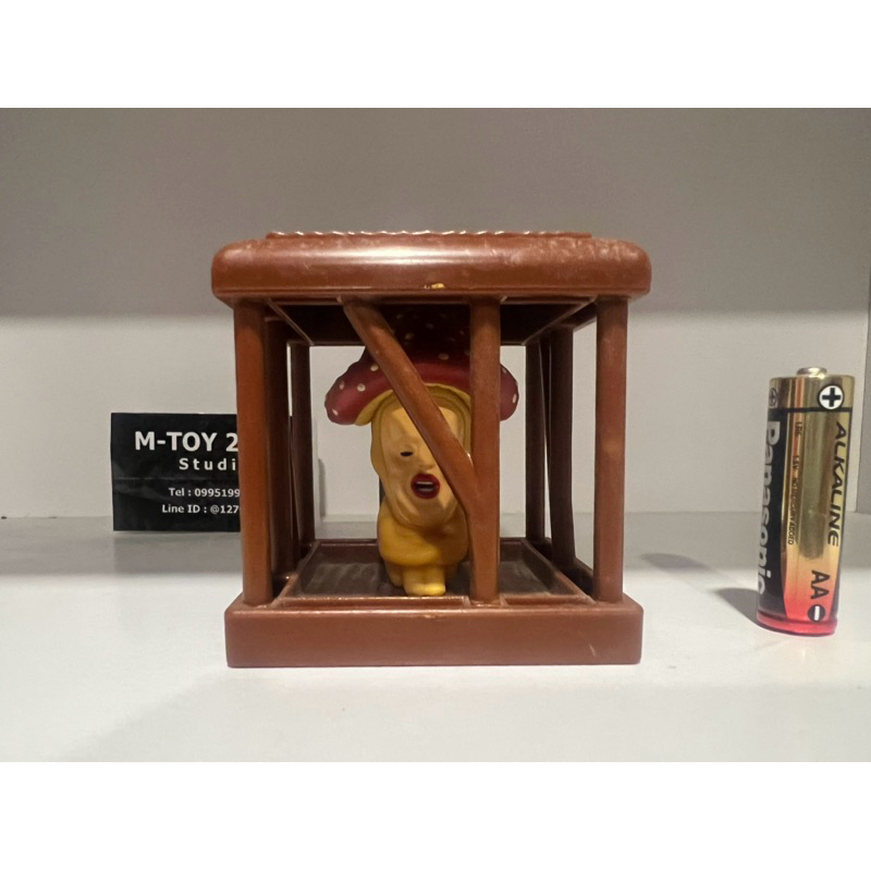 Kobitozukan Hide Momojiri Mushroom