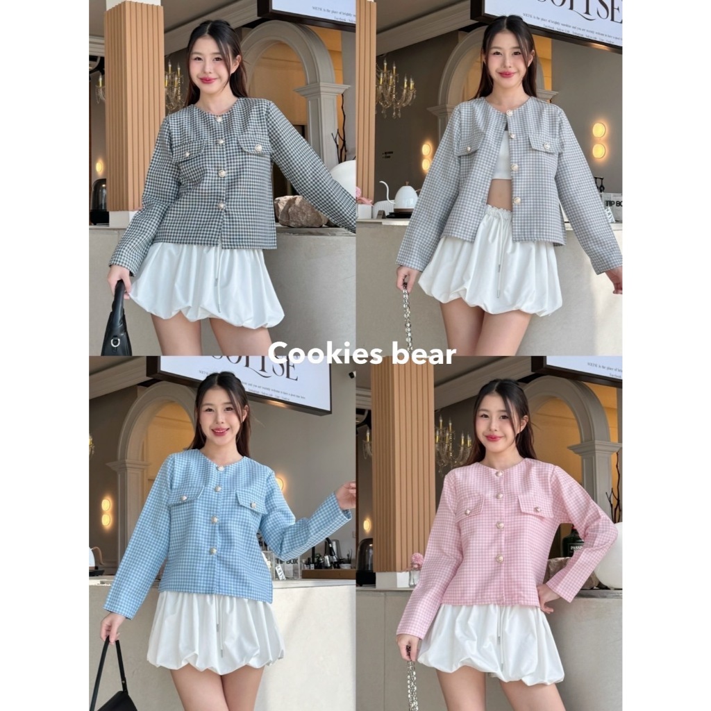 เสื้อเบลเซอร์แขนยาวทรงเบสิกคอกลม กระเป๋าแต่ง งานตัวยาว ผ้าทวิตตารางเล็กกระดุมเงิน Cookie Bear
