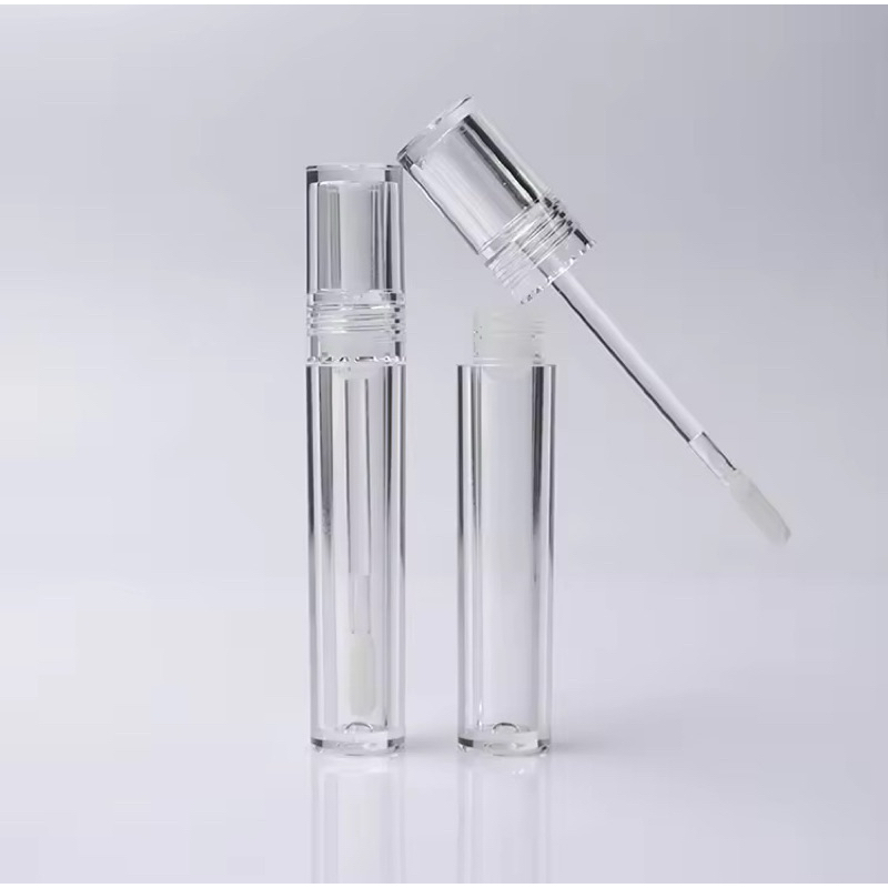 พร้อมส่ง หลอดลิปกลอส 5 ml แปรงซิลิโคน