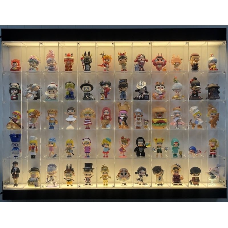ตู้โชว์โมเดล​ popmart​ แบ่งช่อง​ 60ช่อง​ แถวละ 12ช่อง ใส่ครบ12 ตัวได้ใน1แถว จัดส่งแค่ กทมและปริมณฑลเท่านั้น