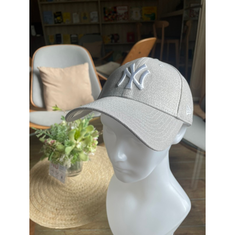 New Era 9forty Glitter Silver Cap