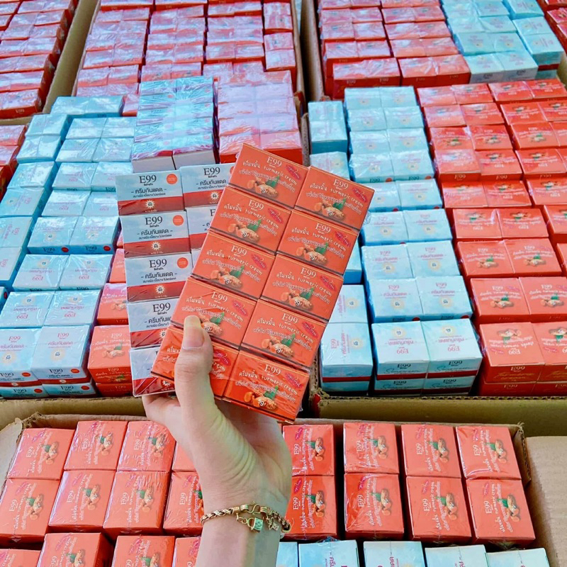 ครีมทาหน้า E99 ชุดบำรุงผิวหน้า E99 cream ใช้ได้ทุกประเภทผิว สกินแคร์