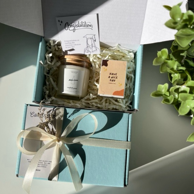 Gift Box M2(ฟ้า) เทียนหอมของขวัญ 60 ml พร้อมฝาไม้ ของขวัญวันเกิด ของขวัญรับปริญญา ของรับไหว้งานแต่ง