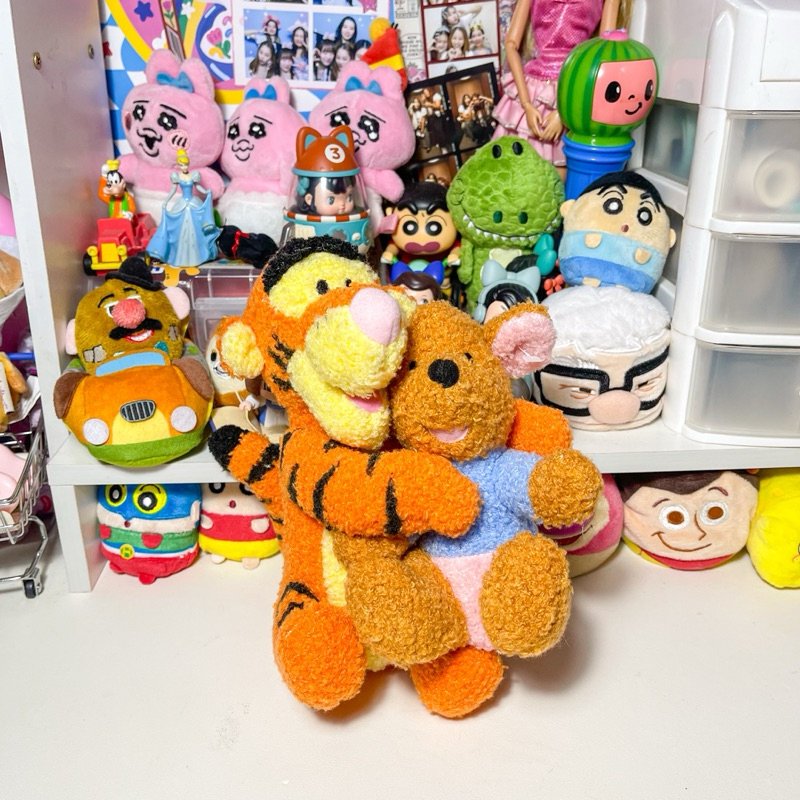 พร้อมส่ง🚚 ตุ๊กตาทิกเกอร์กอดรู tigger, roo - winnie the pooh🧡🤎 น่ารักมาก สภาพดี ป้ายชัด